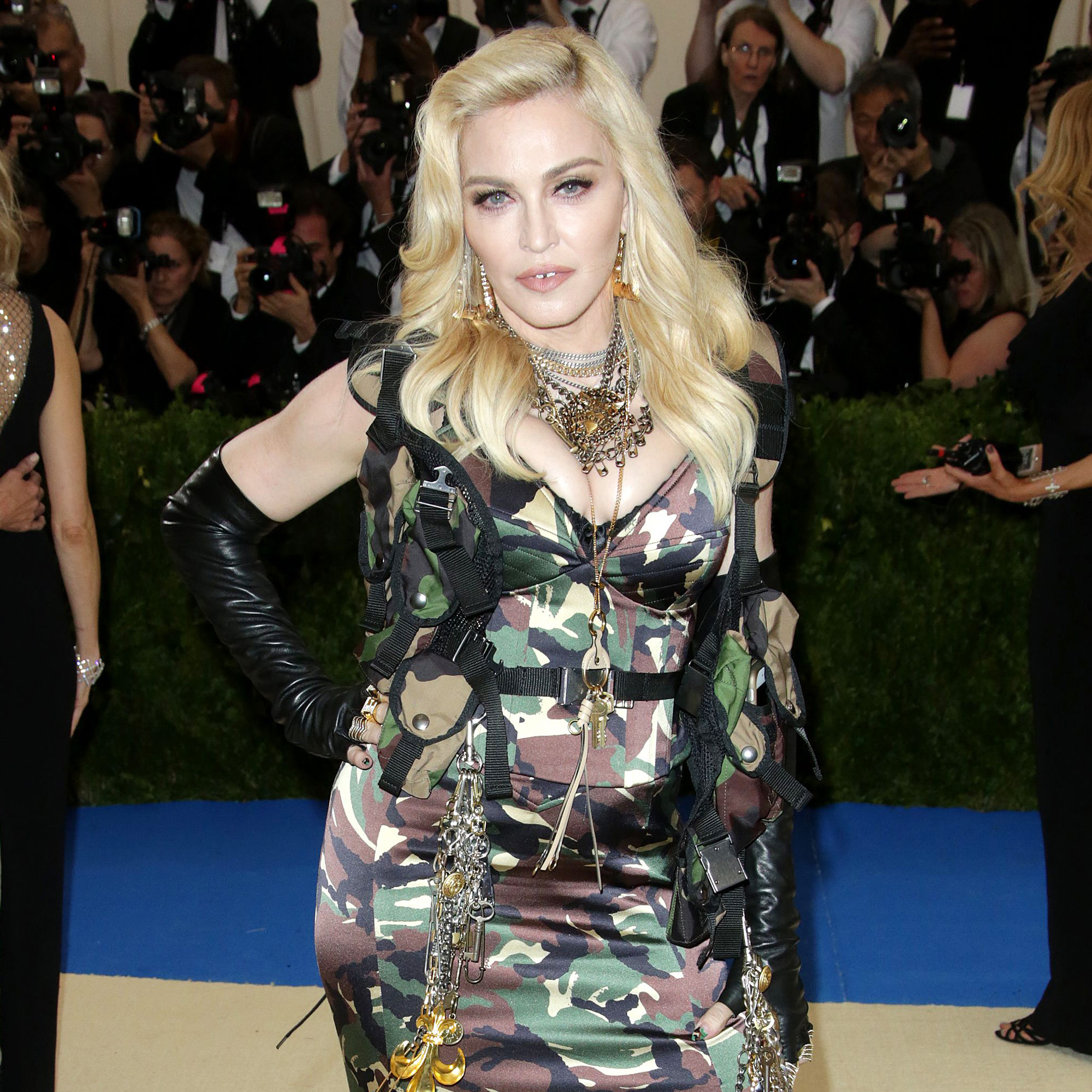 Madonna Debuts Tree of Life Tattoo Her Wrist: Photo
